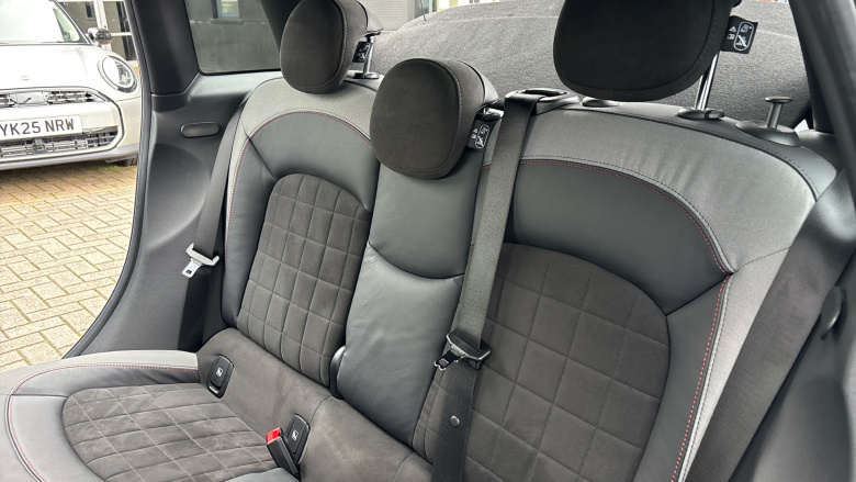 MINI Hatchback 1.5 Cooper Sport 5dr Petrol Hatchback